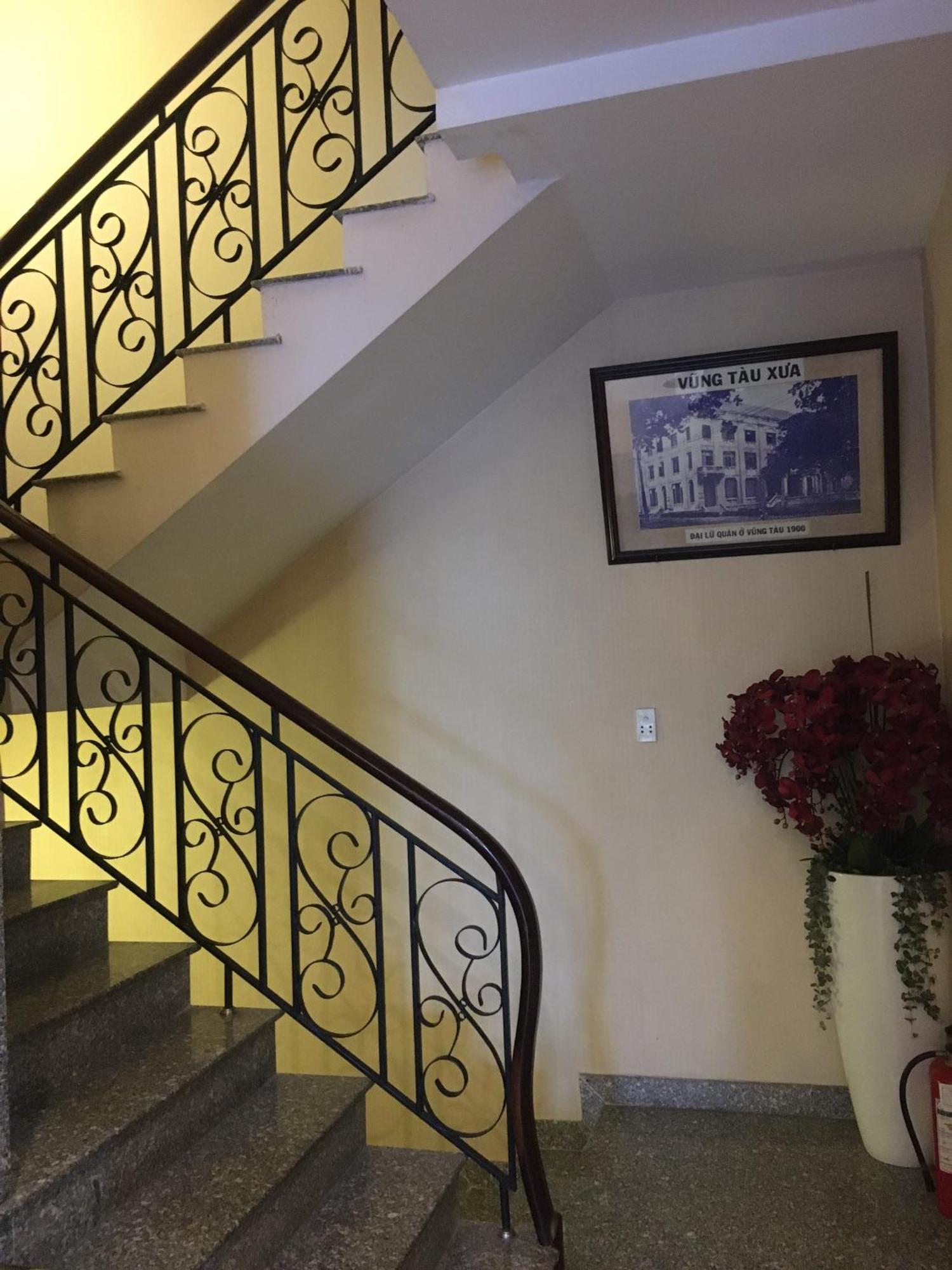 Co Ba Vung Tau Hotel Екстер'єр фото