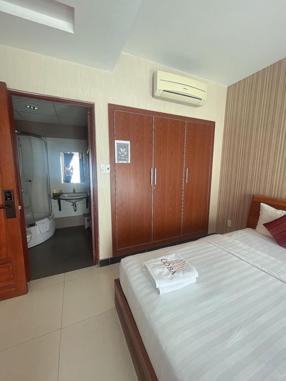 Co Ba Vung Tau Hotel Екстер'єр фото